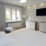 - Slowackiego 아파트