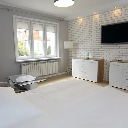 - Slowackiego 아파트